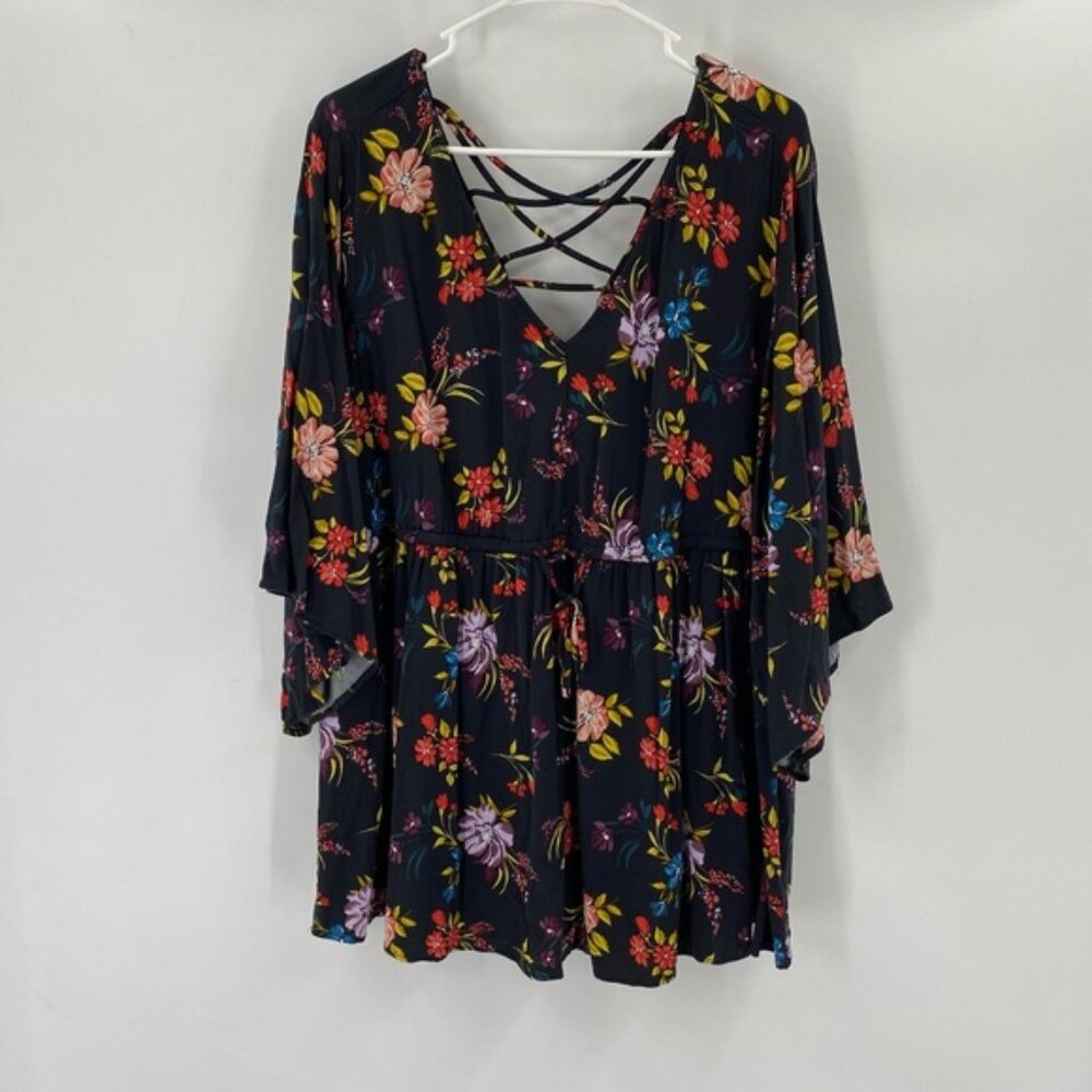 Torrid Open Back Floral Blouse Black Size 4X